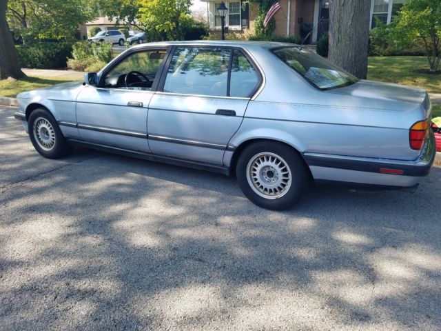 1990 Blue BMW 7-Series