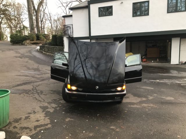 1990 Black BMW 7-Series Sedan