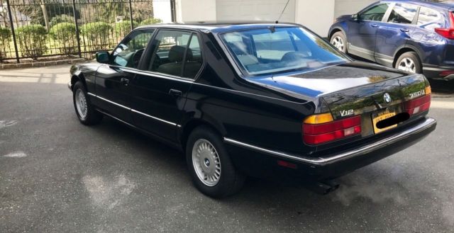 1990 Black BMW 7-Series Sedan