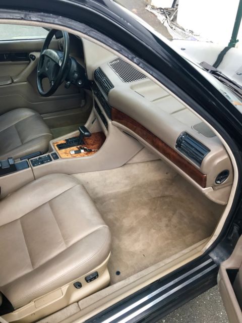 1990 Black BMW 7-Series Sedan