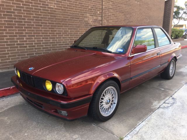 1990 Burgundy BMW 3-Series Coupe