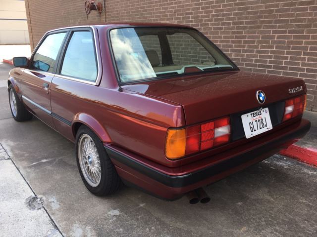 1990 Burgundy BMW 3-Series Coupe