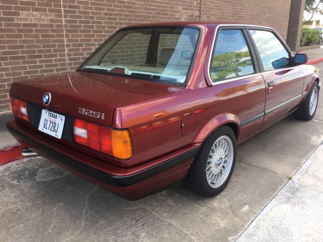 1990 Burgundy BMW 3-Series Coupe