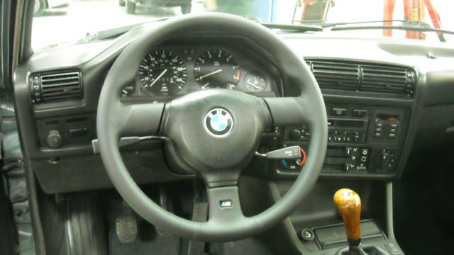 1990 Indigo Blue BMW 3-Series