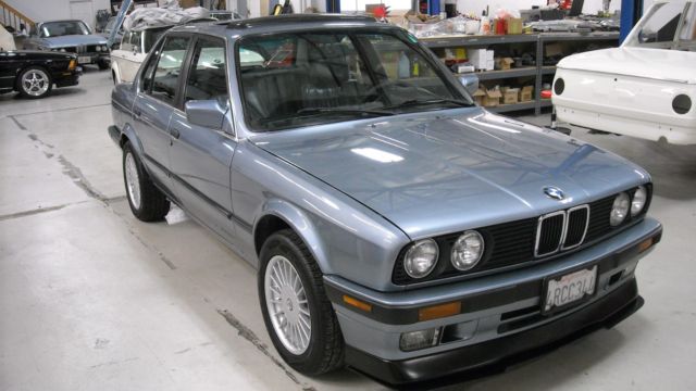 1990 Indigo Blue BMW 3-Series