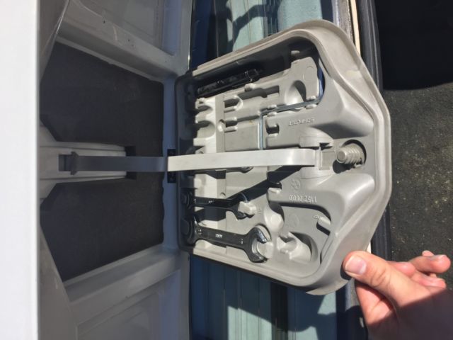 1990 Alpine White BMW M3