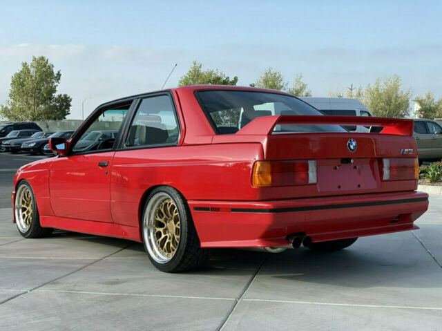 1990 Red BMW M3