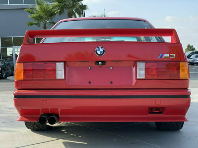 1990 Red BMW M3