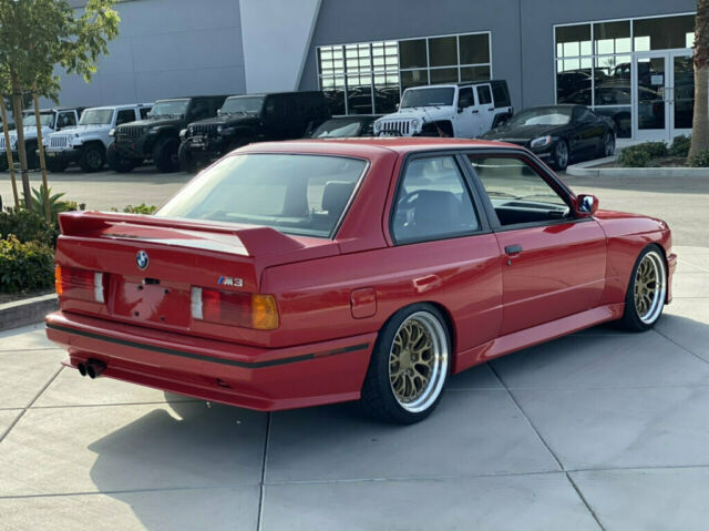 1990 Red BMW M3