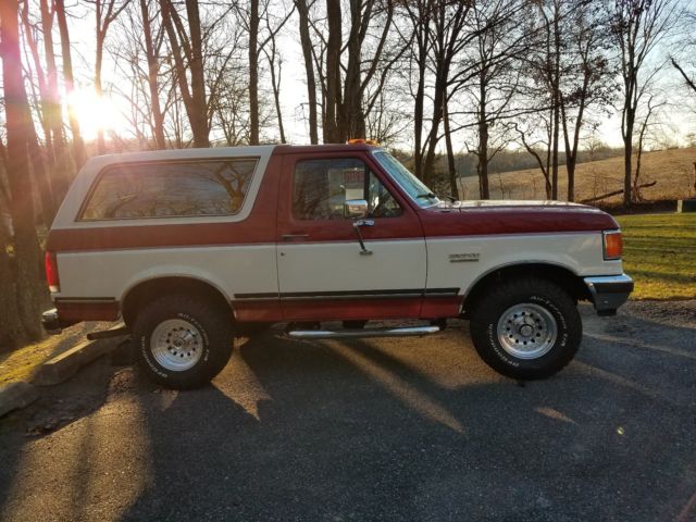 1990 Red Ford Bronco SUV