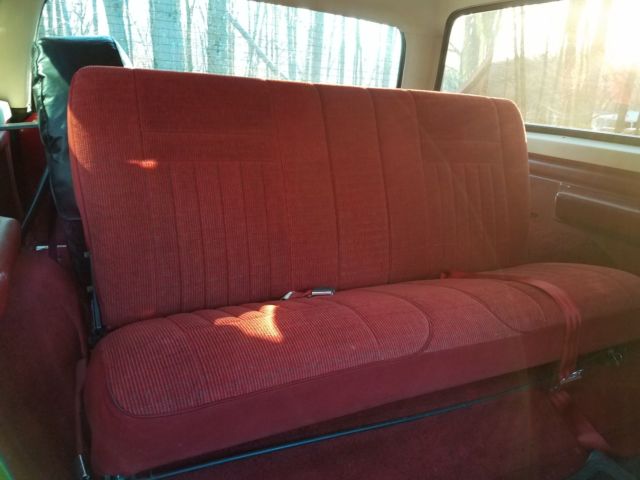 1990 Red Ford Bronco SUV