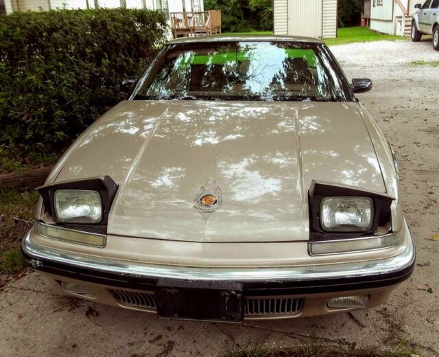 1990 Buick Reatta Coupe