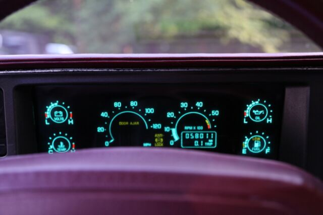 1990 White Buick Reatta Coupe