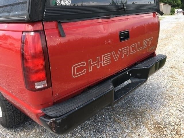1990 Red Chevrolet C/K Pickup 1500