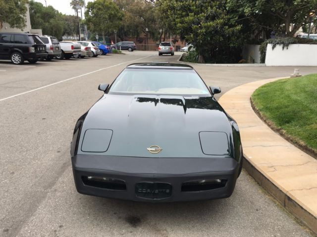 1990 Polo Green Metallic Chevrolet Corvette Coupe