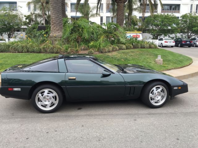 1990 Polo Green Metallic Chevrolet Corvette Coupe