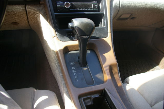 1990 White Nissan 300ZX Coupe