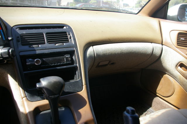 1990 White Nissan 300ZX Coupe