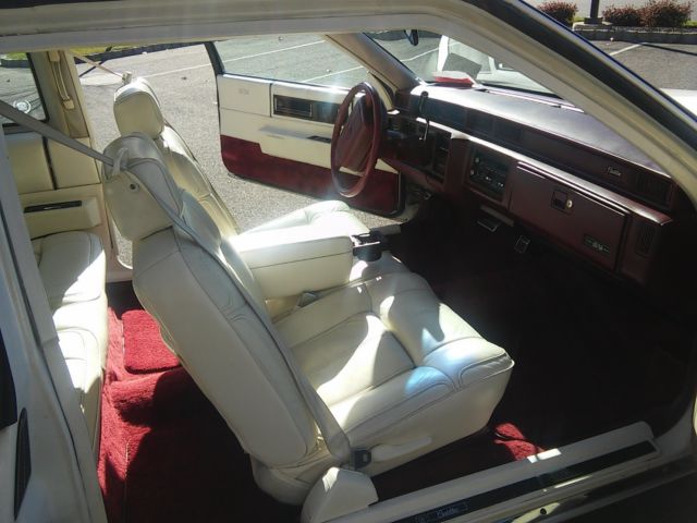 1990 wh Cadillac DeVille Coupe