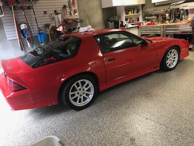 1990 BLACK Chevrolet Camaro