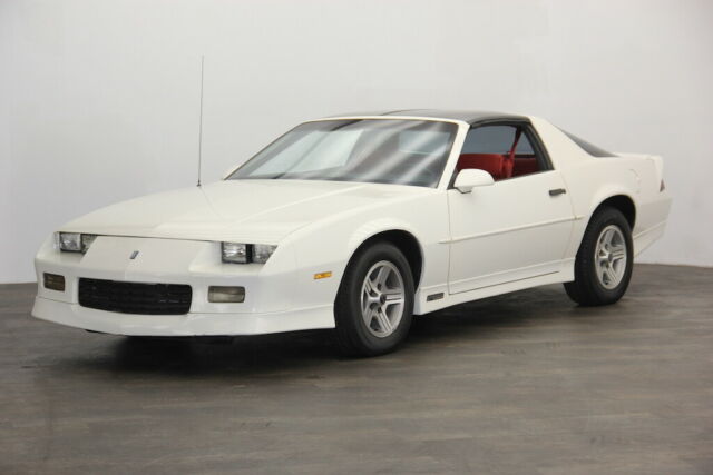 1990 White Chevrolet Camaro