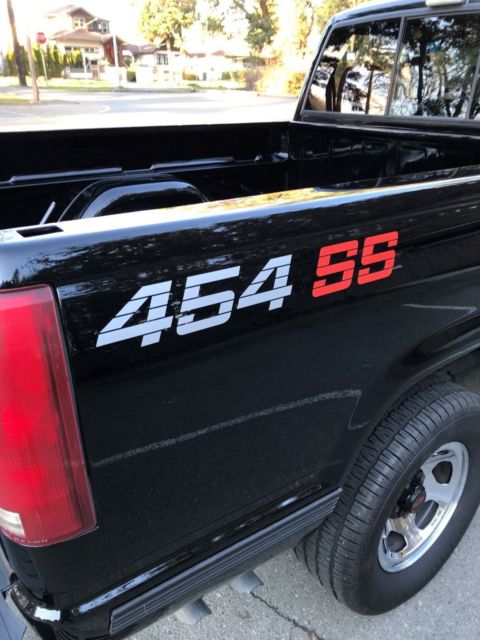 1990 Black Chevrolet C/K Pickup 1500 TRUCK