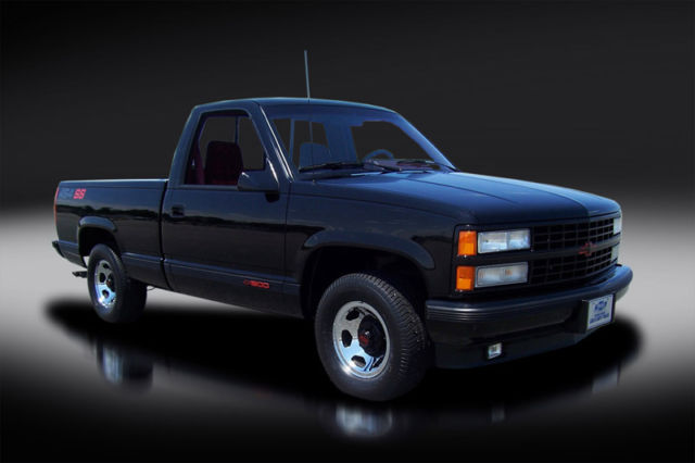 1990 Black Chevrolet C/K Pickup 1500 Standard Cab Pickup