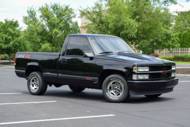 1990 Black Chevrolet Other Pickups Standard Cab Pickup