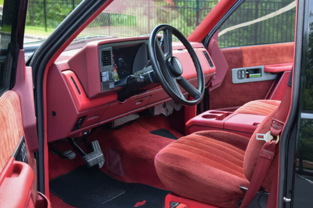 1990 Black Chevrolet Other Pickups Standard Cab Pickup