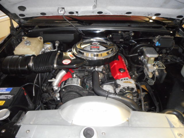 1990 Black Chevrolet C/K Pickup 1500 Pickup Truck