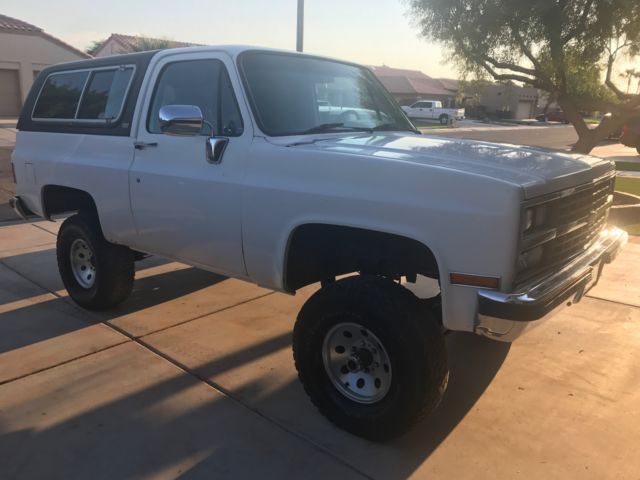 1990 White Chevrolet Blazer