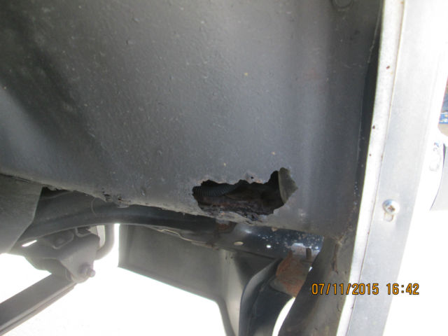 1990 White Chevrolet Blazer SUV