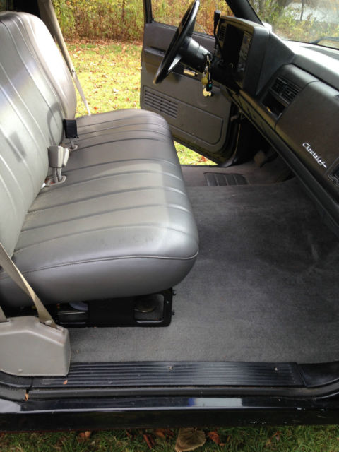 1990 Black over Black Cherry Chevrolet C/K Pickup 1500 Standard Cab Pickup