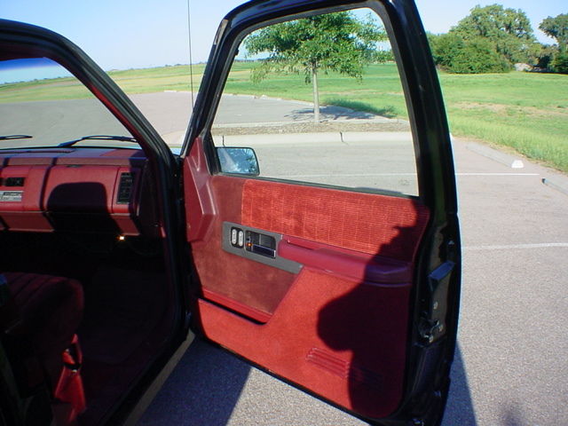 1990 Black Chevrolet C/K Pickup 1500 Standard Cab Pickup