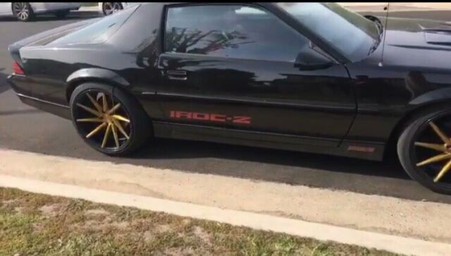 1990 Black Chevrolet Camaro Coupe