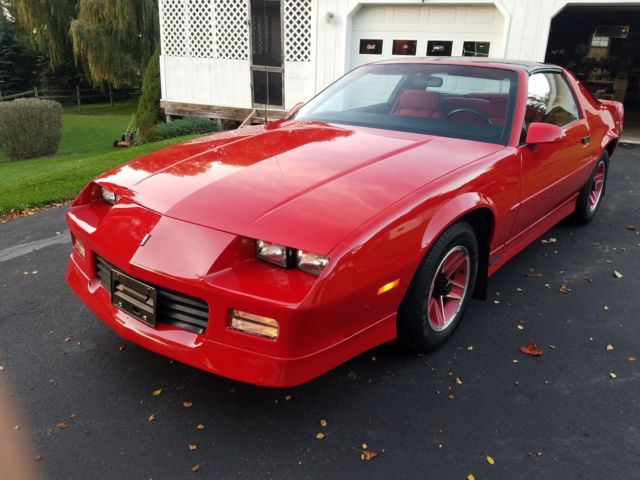 1990 Red Chevrolet Camaro Coupe