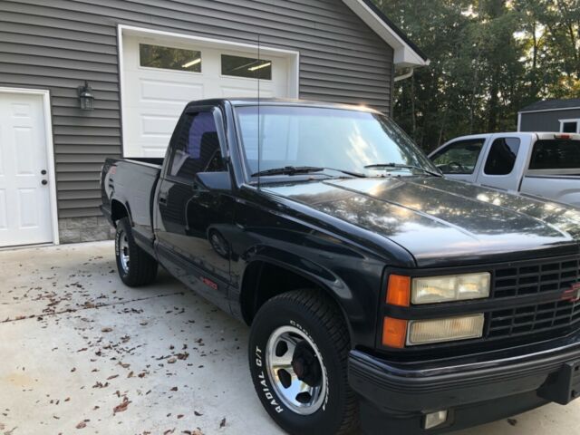 1990 Black Chevrolet C/K Pickup 1500 Standard Cab Pickup
