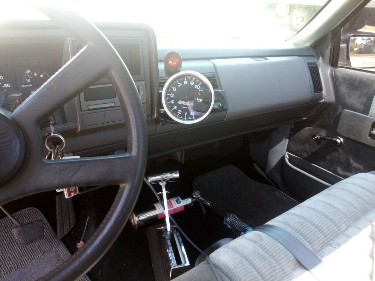1990 White Chevrolet C/K Pickup 1500 Standard Cab Pickup