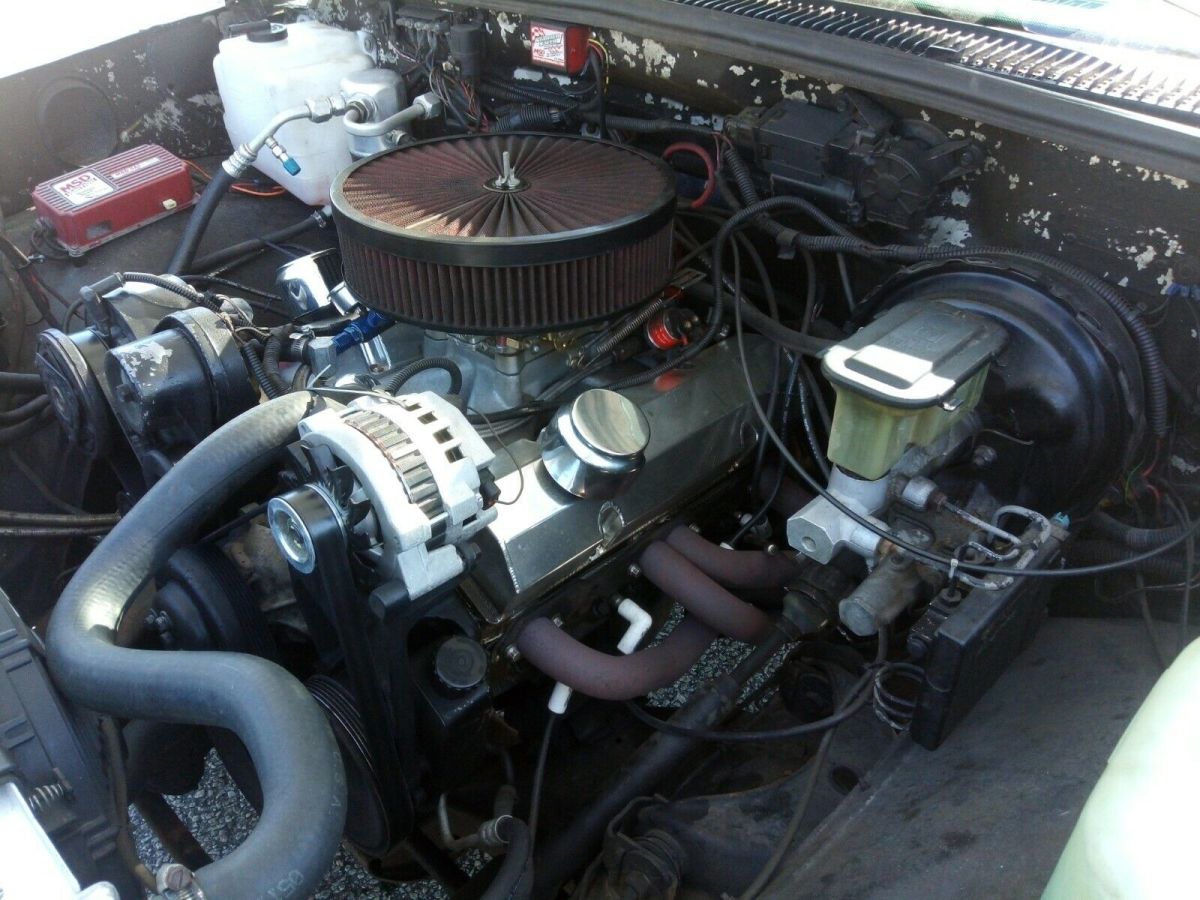 1990 White Chevrolet C/K Pickup 1500 Standard Cab Pickup