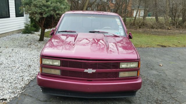 1990 Red Chevrolet C/K Pickup 1500 Regular Cab 2D