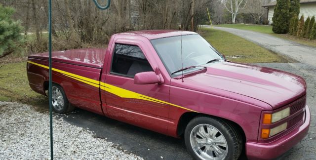 1990 Red Chevrolet C/K Pickup 1500 Regular Cab 2D