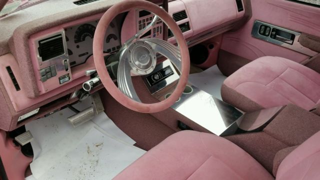 1990 Red Chevrolet C/K Pickup 1500 Regular Cab 2D