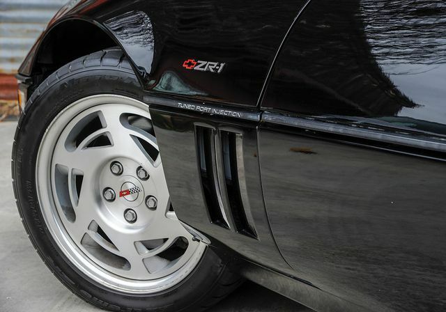 1990 Black Chevrolet Corvette Coupe