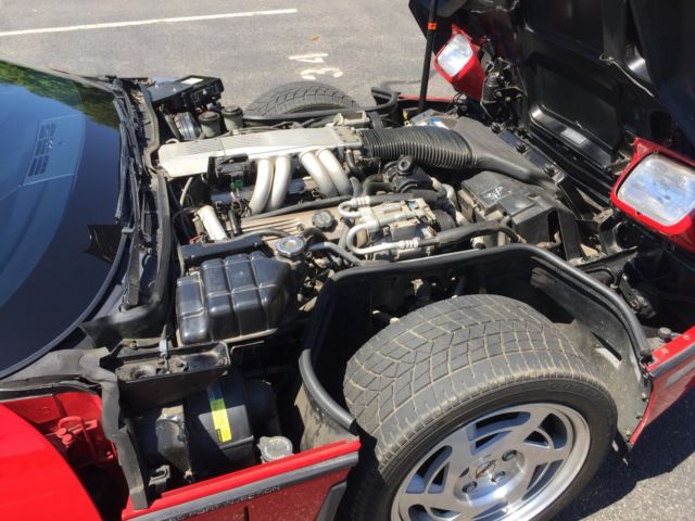 1990 Red Chevrolet Corvette Coupe