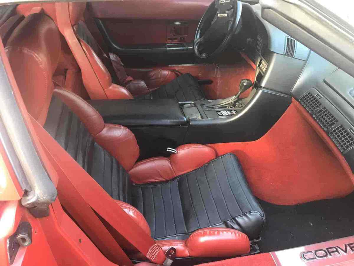 1990 Red Chevrolet Corvette Hatchback