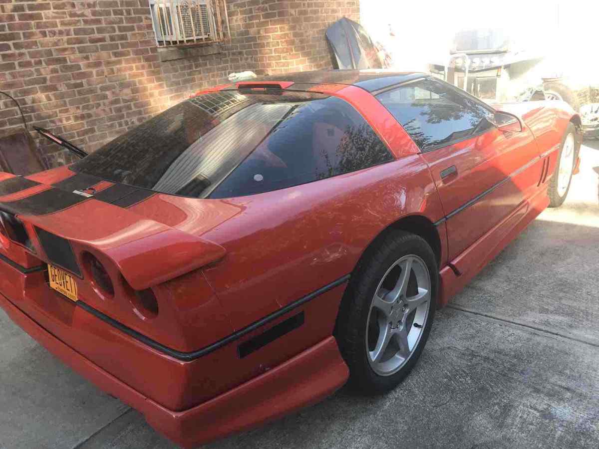 1990 Red Chevrolet Corvette Hatchback