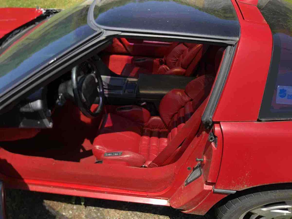 1990 Red Chevrolet Corvette Hatchback