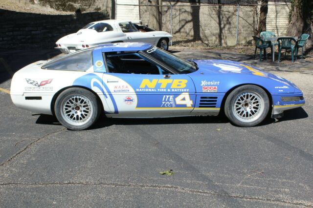 1990 Black Chevrolet Corvette Coupe