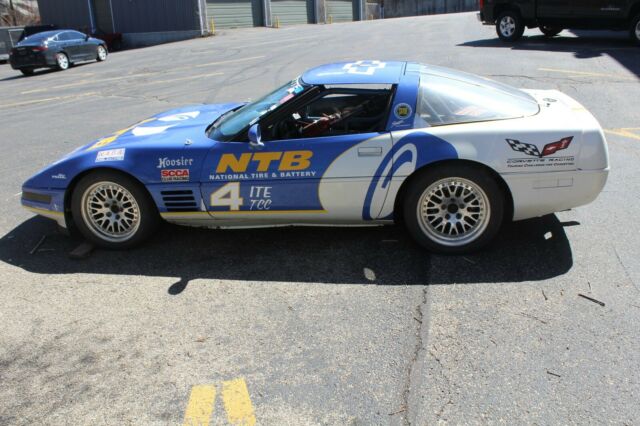 1990 Black Chevrolet Corvette Coupe