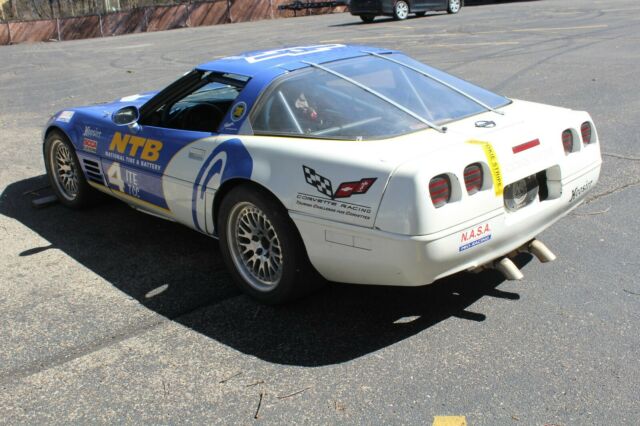 1990 Black Chevrolet Corvette Coupe